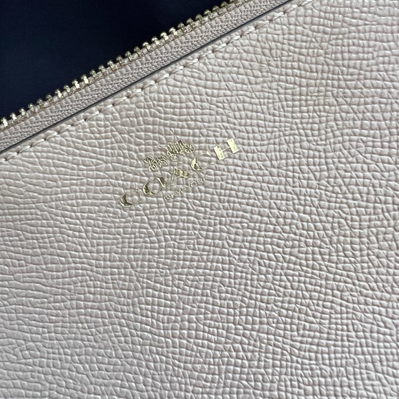 COACH wristlet purse. Like new, never used. 58032-IMTAU. Taupe with gold logo. - Picture 3 of 8